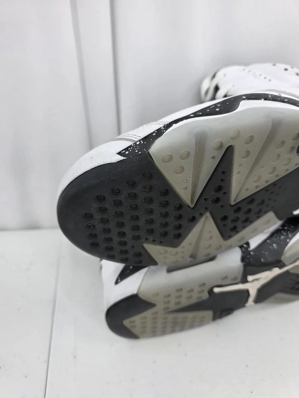 Jordan 6 Retro Reverse Oreo White Black Men's Sneakers CT8529-112 Men's‎ Size 9.